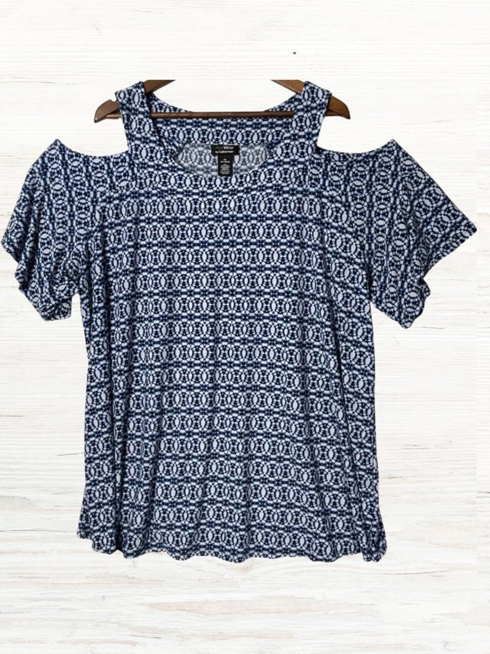 Catherines Any Wear 2X Blue Geometric Cold Shoulder Flutter Sleeve Top